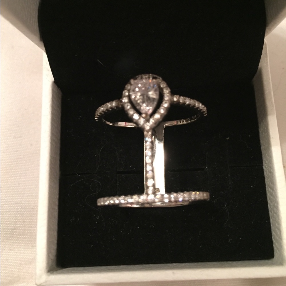 Pear Shape Czs Stone Ring